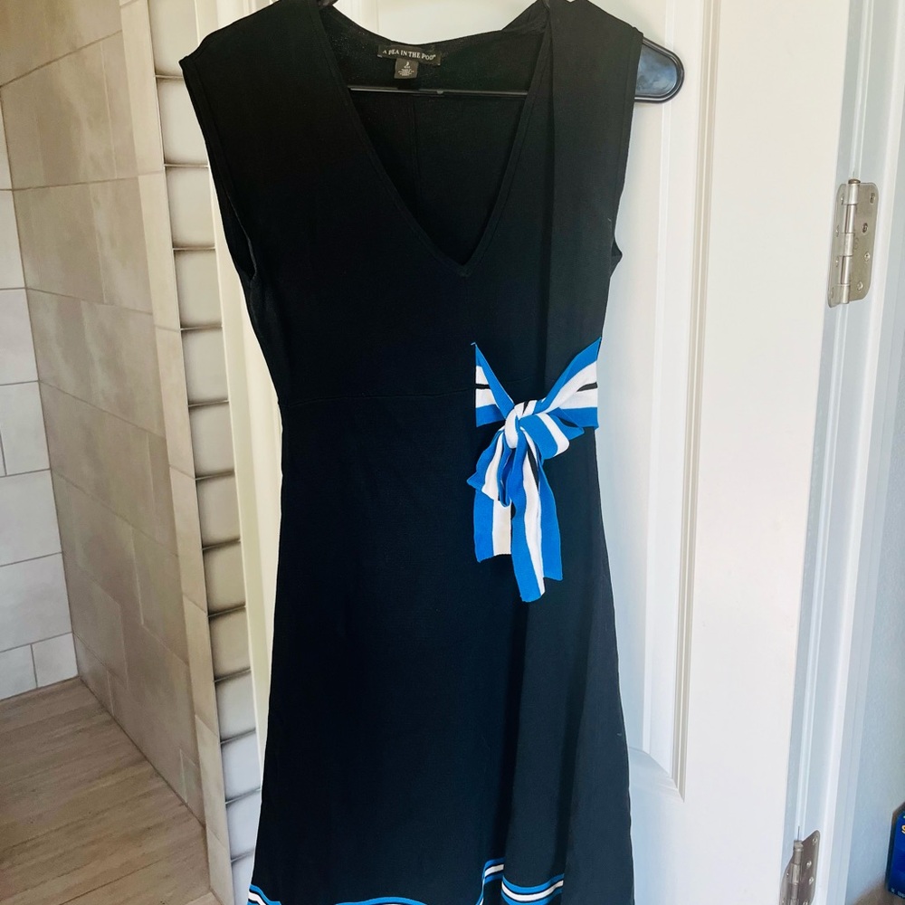 A Pea in the Pod Maternity dress